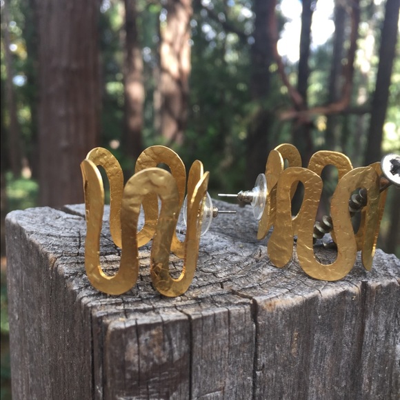 Bansri art deco hoop earrings gold statement large gold disk earrings HP24x2 - Picture 9 of 14